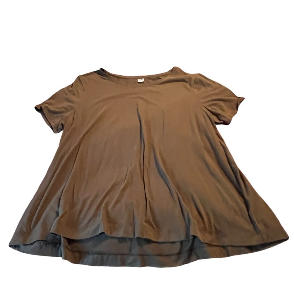 Women’s old navy T shirt